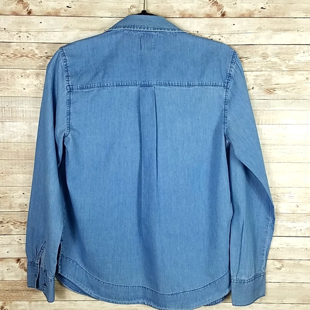 Gap 1969, 0243, Denim button down shirt light wash, Sz XS - Picture 2 of 6
